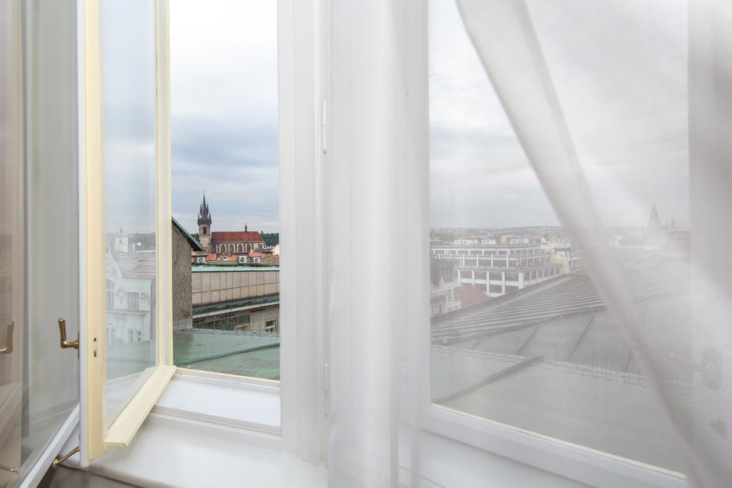 Merchants Crown Suites And Spa Prague Exterior photo Curtains